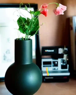 Hot Bola Vase M Dunkelgrun Vasen